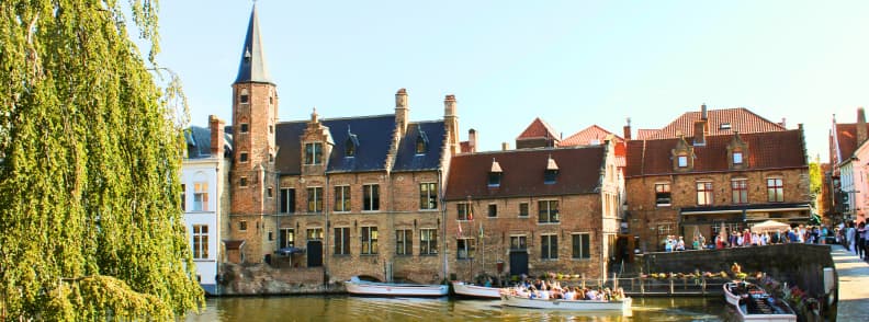 vizita Huidenvettersplein de facut in bruges belgia brugge